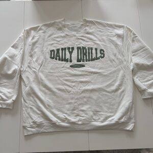 Daily Drills Crewneck Sweater M/L in new condition!